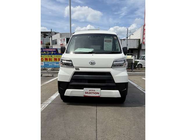 Daihatsu Hijet Cargo 2