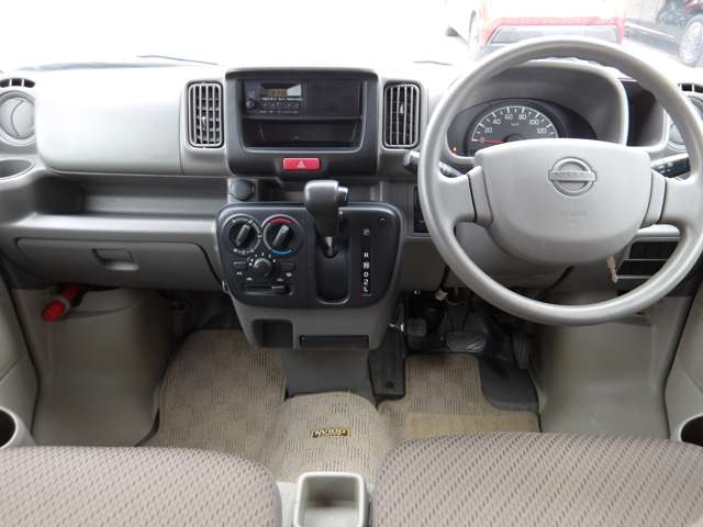 Nissan NV100 Clipper 3