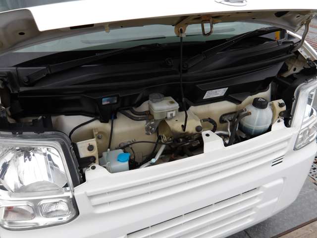 Nissan NV100 Clipper 8