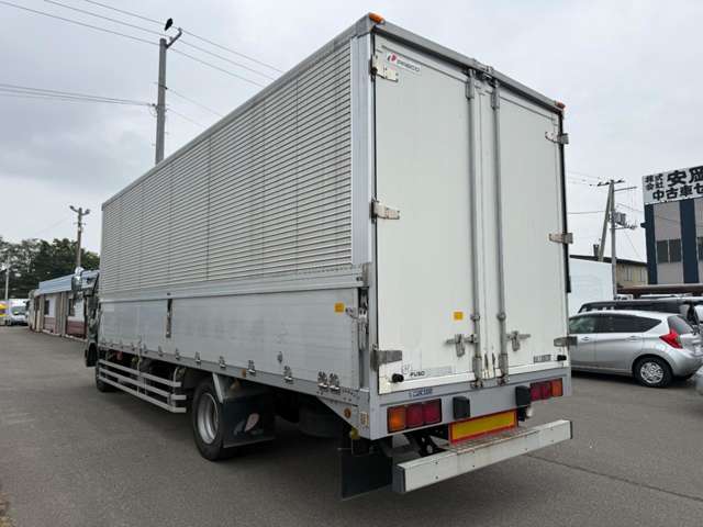 Mitsubishi Fuso Fighter 7