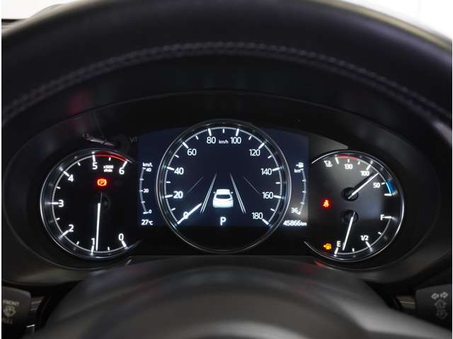 Mazda CX-8 10