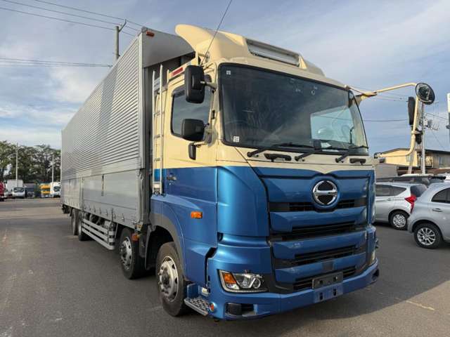 Hino Profia 2