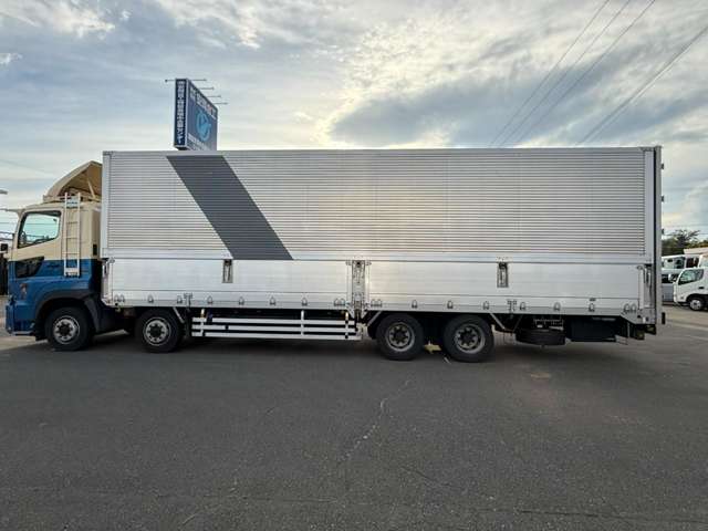 Hino Profia 5