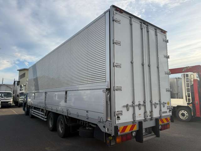 Hino Profia 6