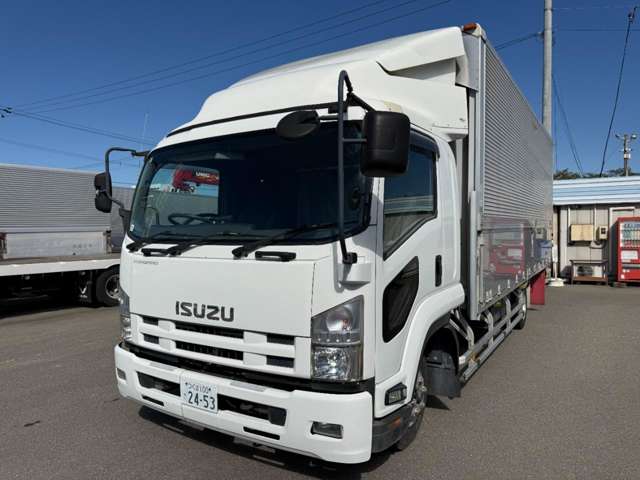 Isuzu Forward 4