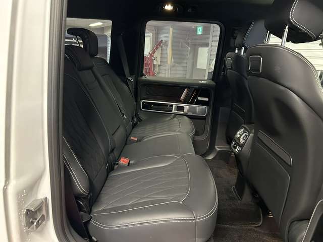 Mercedes-Benz G-Class 6