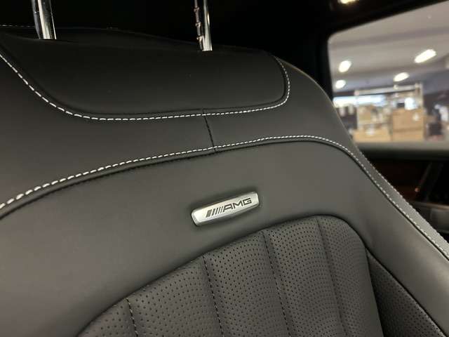 Mercedes-Benz G-Class 10