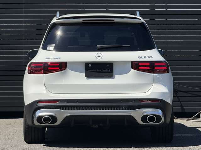 Mercedes-Benz GLB 4
