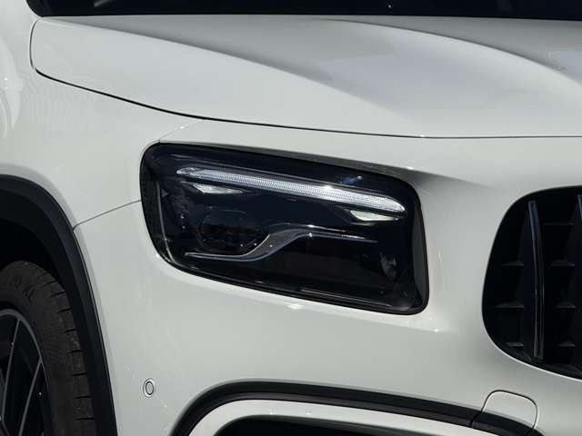 Mercedes-Benz GLB 9