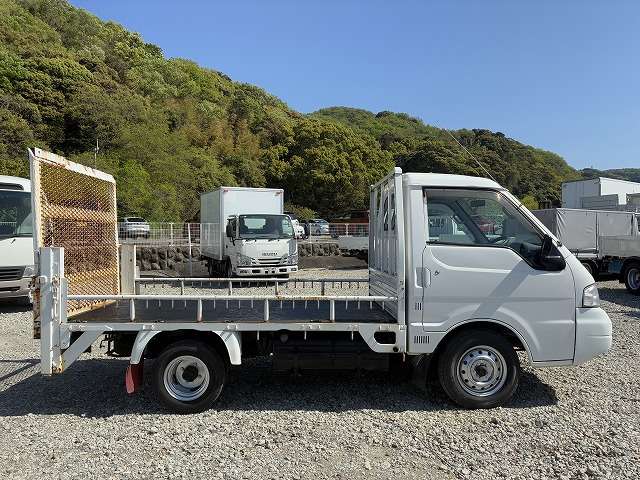 Mazda Bongo Truck 5