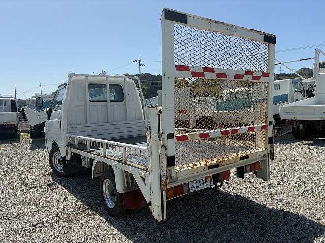 Mazda Bongo Truck 6