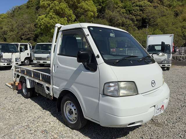 Mazda Bongo Truck 10