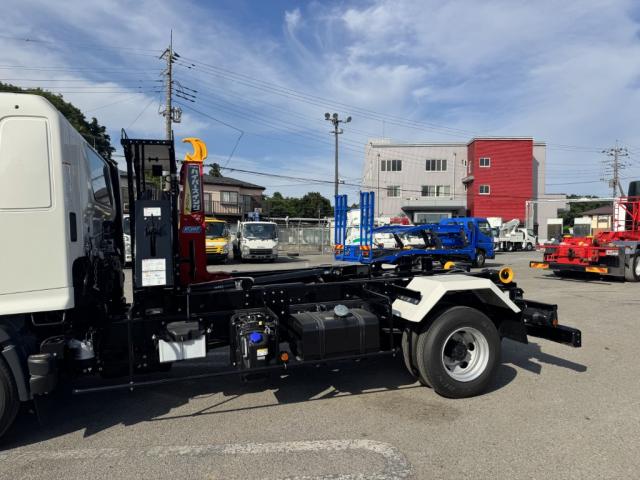 Hino Ranger 8