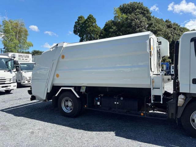 Mitsubishi Fuso Canter 8