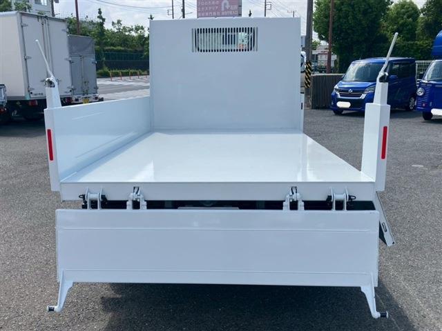 Mitsubishi Fuso Canter 10