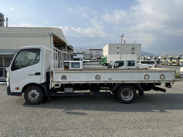 Hino Dutro 5