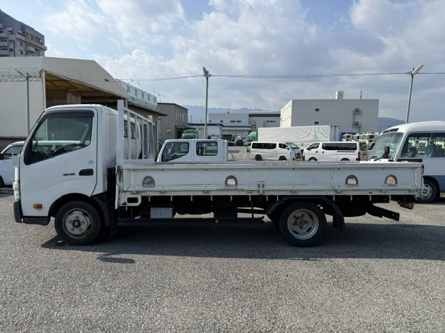 Hino Dutro 5