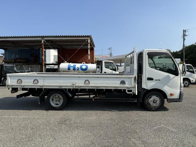 Hino Dutro 6
