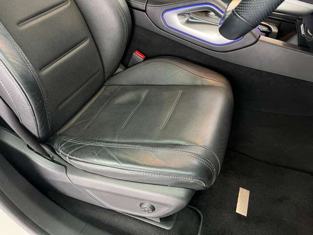 Mercedes-Benz GLE 10