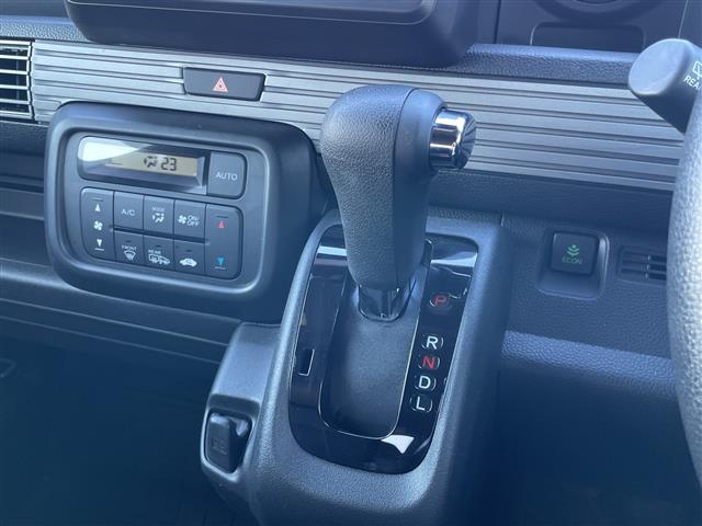 Honda N-VAN 9