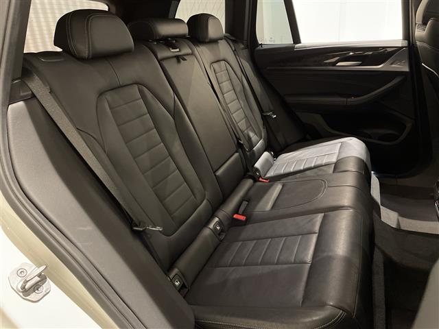 BMW X3 4
