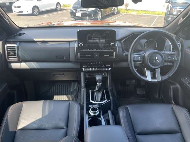 Mitsubishi Triton 5