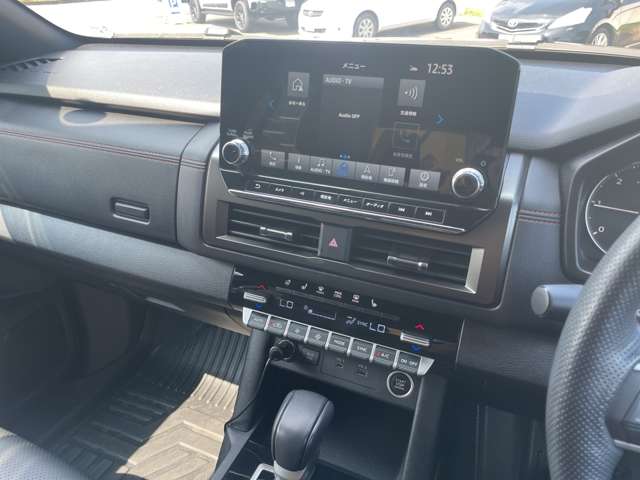 Mitsubishi Triton 6