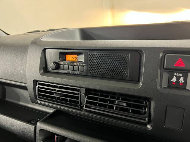 Daihatsu Hijet Cargo 10
