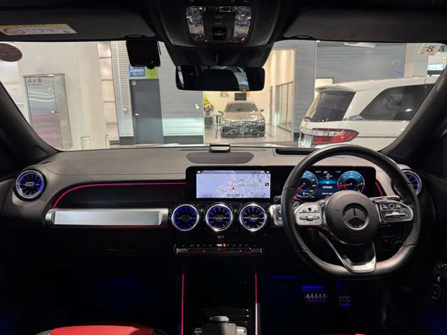 Mercedes-Benz GLB 8