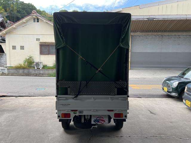 Mitsubishi Minicab Truck 8