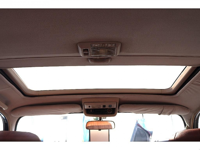 Toyota Land Cruiser 80 11