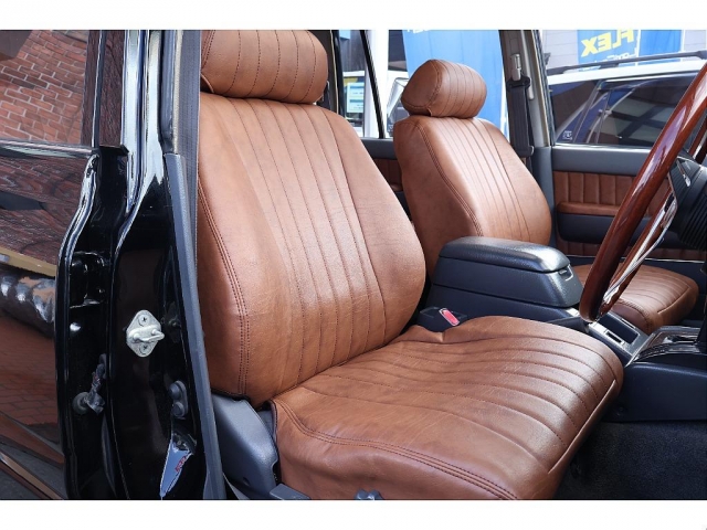 Toyota Land Cruiser 80 12