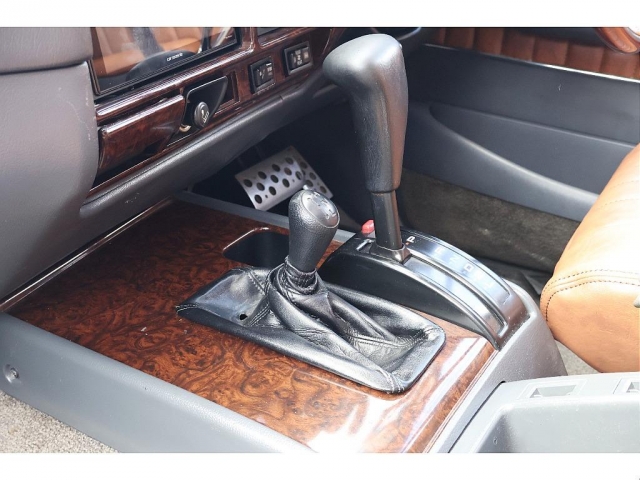 Toyota Land Cruiser 80 9