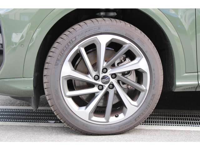 Audi Q5 5