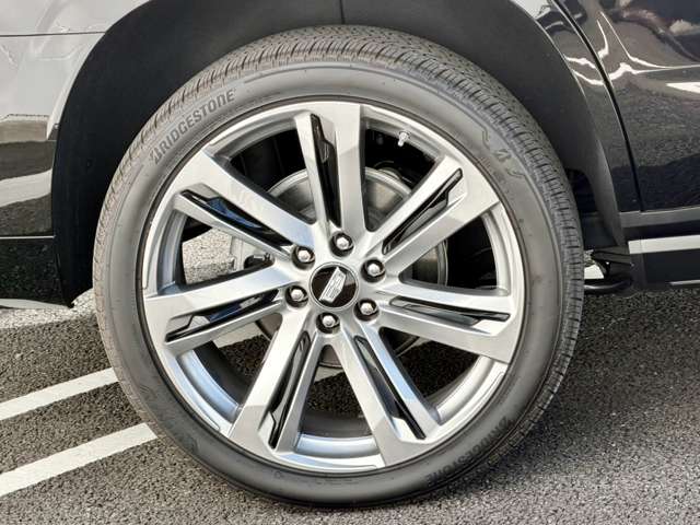 Cadillac エスカレード 5