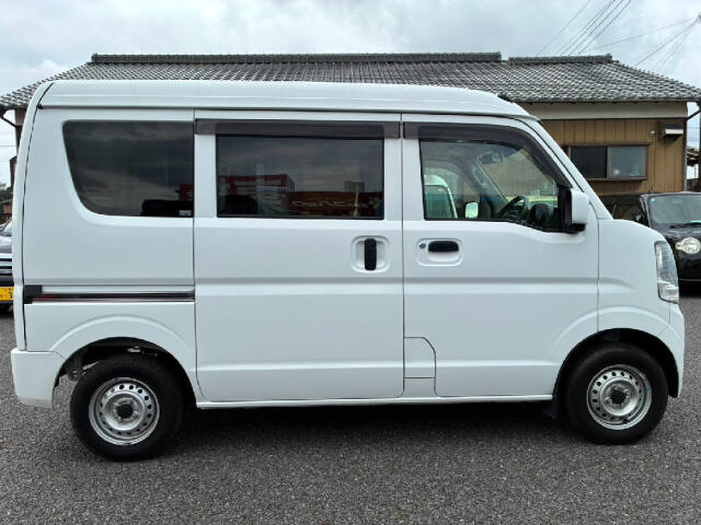 Nissan NV100 Clipper 7