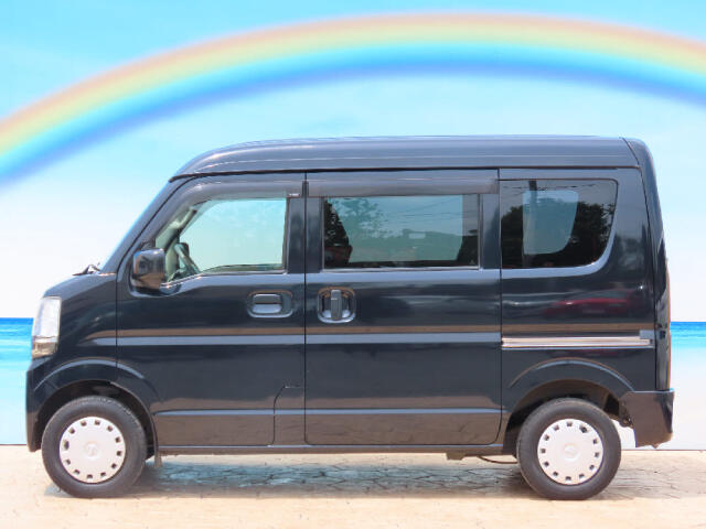 Nissan NV100 Clipper 11