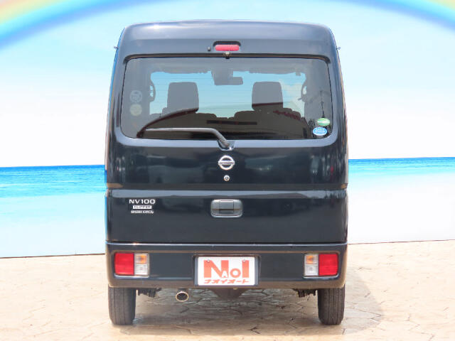 Nissan NV100 Clipper 9