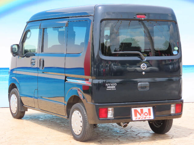 Nissan NV100 Clipper 10