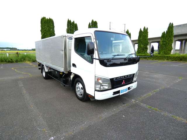 Mitsubishi Fuso Canter 4