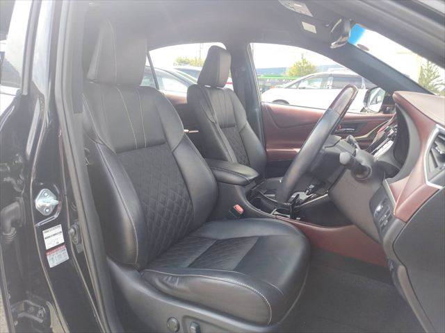 Toyota Harrier 9