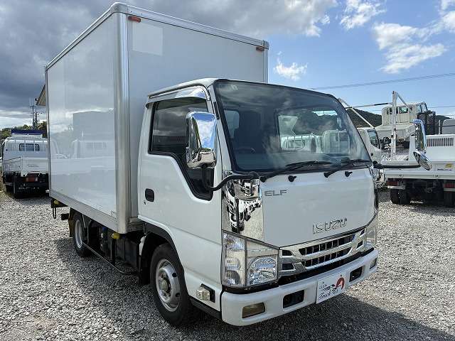 Isuzu Elf 10