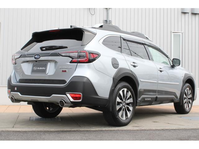 Subaru Legacy Outback 2