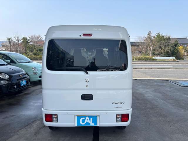 Suzuki Every 8