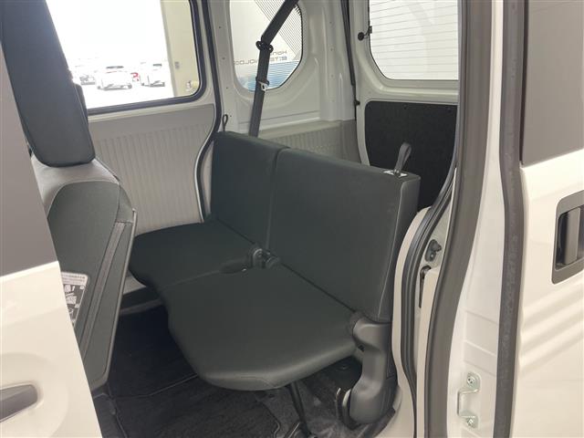 Honda N-VAN e: 12