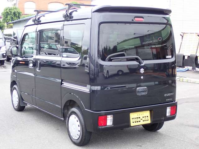 Suzuki Every 12