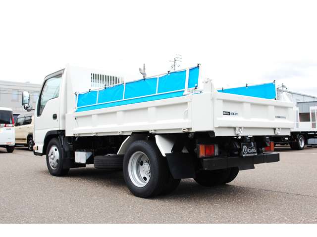 Isuzu Elf 12