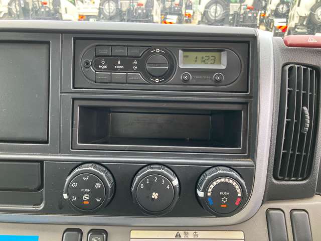 Mitsubishi Fuso Canter 12