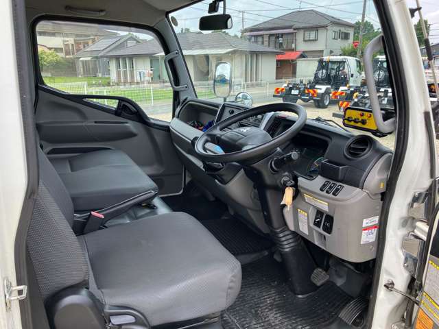 Mitsubishi Fuso Canter 8