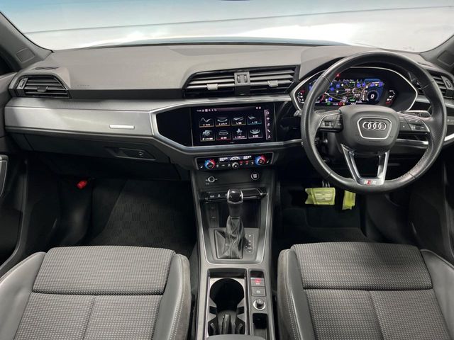 Audi Q3 Sportback 2